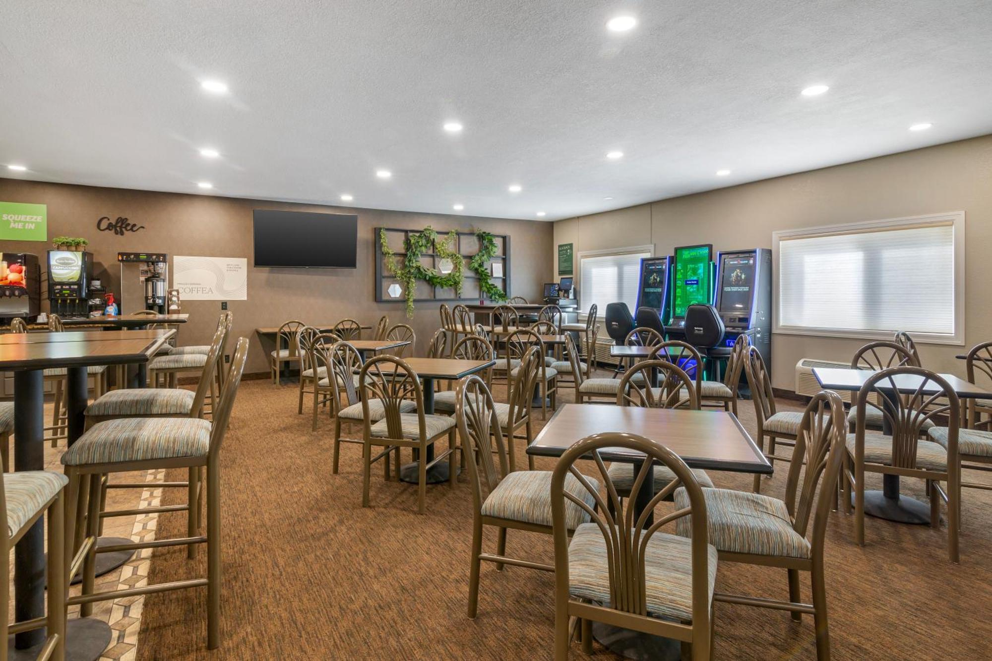 Everspring Suites بسمارك المظهر الخارجي الصورة