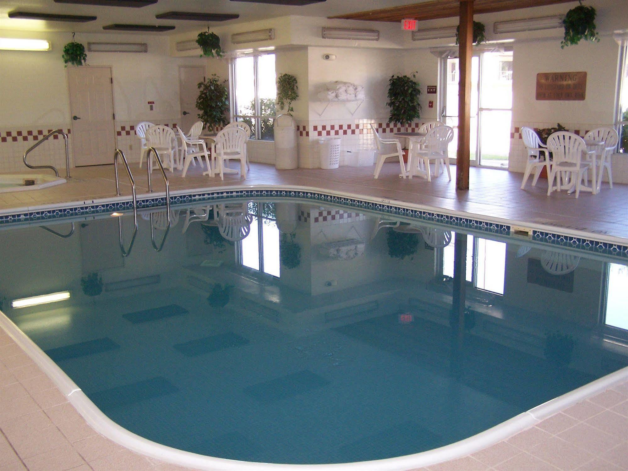 Everspring Suites بسمارك المظهر الخارجي الصورة